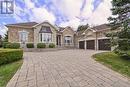 10 Black Crt N, Aurora, ON  - Outdoor With Facade 