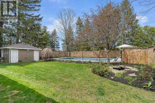 204 Spruce Cres, Barrie, ON - Outdoor With Backyard