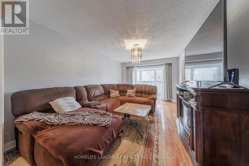 6 Wood Dr, Whitby, ON - Indoor