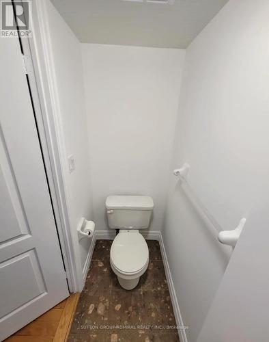 1505 - 188 Doris Avenue, Toronto, ON - Indoor Photo Showing Bathroom