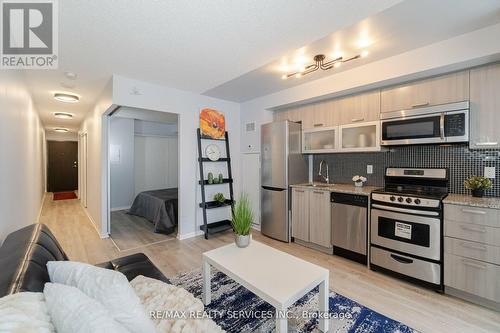 #215 -36 Lisgar St, Toronto, ON - Indoor Photo Showing Kitchen With Stainless Steel Kitchen