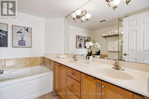 422 - 80 Harrison Garden Boulevard, Toronto, ON - Indoor Photo Showing Bathroom