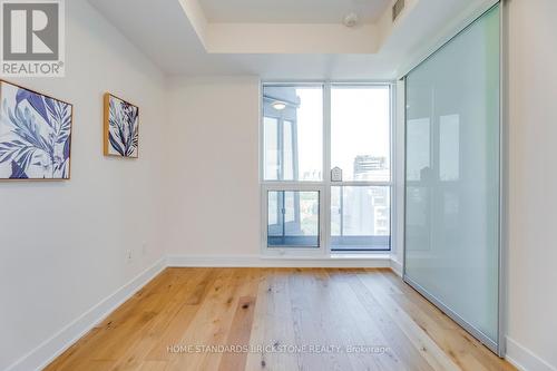 #2105 -88 Cumberland St, Toronto, ON - Indoor Photo Showing Other Room
