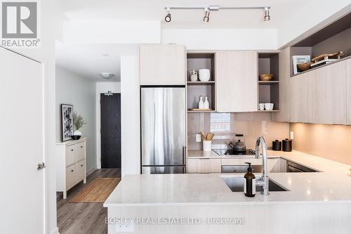 513 - 200 Sackville Street, Toronto, ON - Indoor Photo Showing Kitchen With Double Sink With Upgraded Kitchen