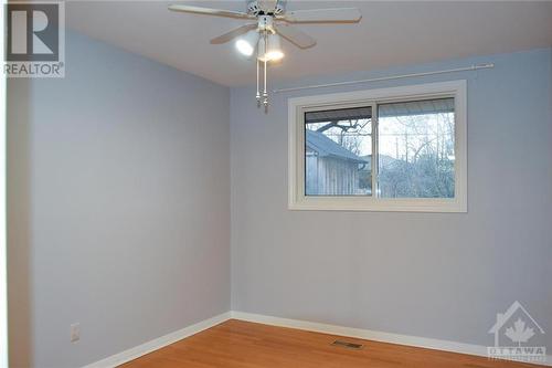 1230 Firestone Crescent, Ottawa, ON - Indoor Photo Showing Other Room