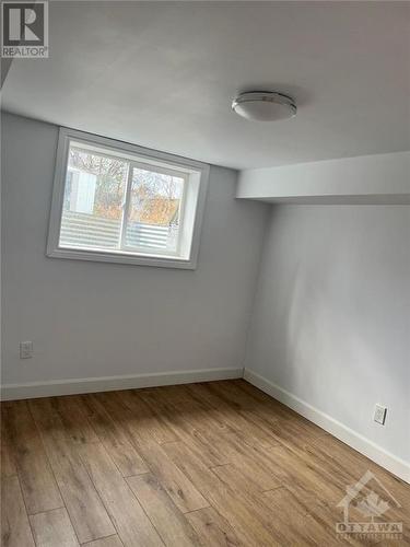 1230 Firestone Crescent, Ottawa, ON - Indoor Photo Showing Other Room