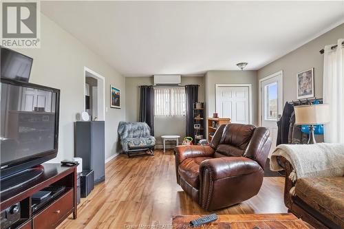 51 Gorge Rd, Moncton, NB - Indoor Photo Showing Living Room