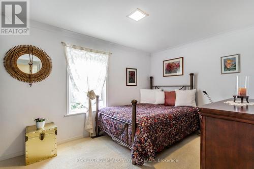 152 Confederation Street, Halton Hills, ON - Indoor Photo Showing Bedroom