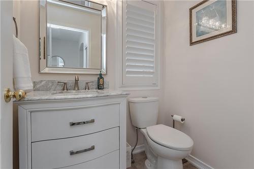 4220 Cole Crescent, Burlington, ON - Indoor Photo Showing Bathroom