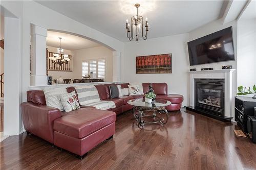 4220 Cole Crescent, Burlington, ON - Indoor Photo Showing Living Room With Fireplace