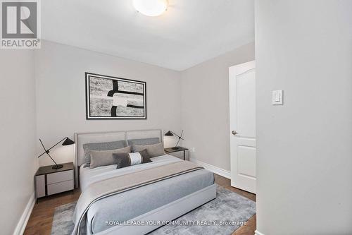 975 Gorham St, Newmarket, ON - Indoor Photo Showing Bedroom