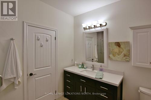 18 Cooper Street, Collingwood, ON - Indoor Photo Showing Bathroom