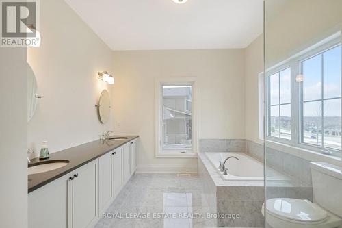 8 Morgan Drive, Oro-Medonte, ON - Indoor Photo Showing Bathroom