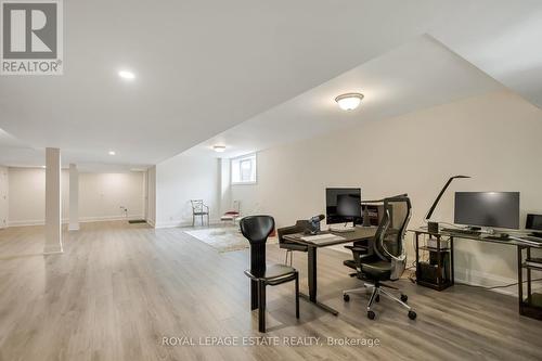 8 Morgan Drive, Oro-Medonte, ON - Indoor Photo Showing Other Room
