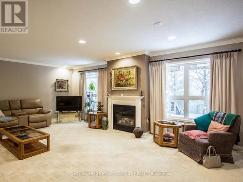 118 Silver Birch Ave, Wasaga Beach, ON - Indoor Photo Showing Living Room With Fireplace