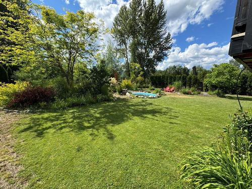 6177 12Th Street, Grand Forks, BC - Outdoor