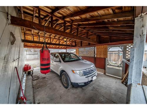 217 5Th Avenue S, Cranbrook, BC - Indoor Photo Showing Garage