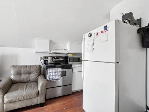 Dwelling - 380 Rue Taché, Joliette, QC - Indoor Photo Showing Kitchen