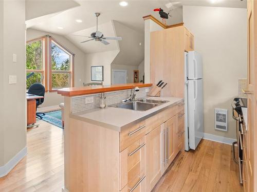 6598 Tideview Rd, Sooke, BC - Indoor Photo Showing Kitchen With Double Sink