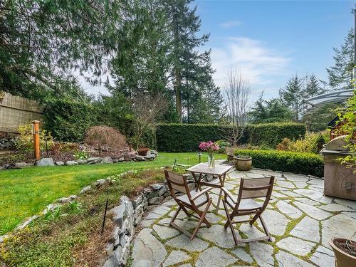 6598 Tideview Rd, Sooke, BC - Outdoor With Backyard