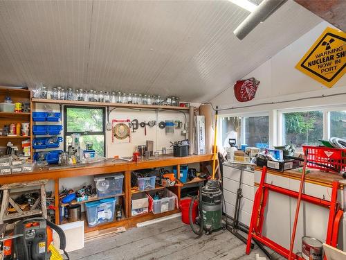 6598 Tideview Rd, Sooke, BC - Indoor Photo Showing Other Room