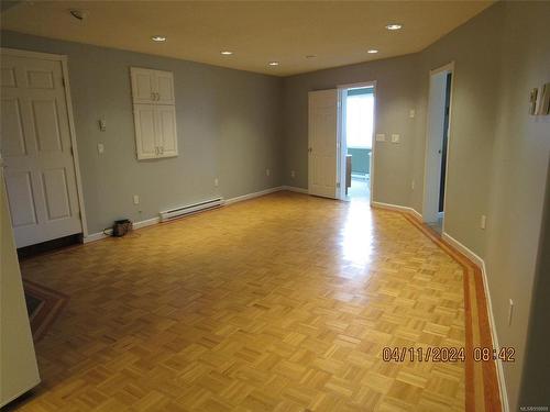 1828 Strathcona Hts, Shawnigan Lake, BC - Indoor Photo Showing Other Room