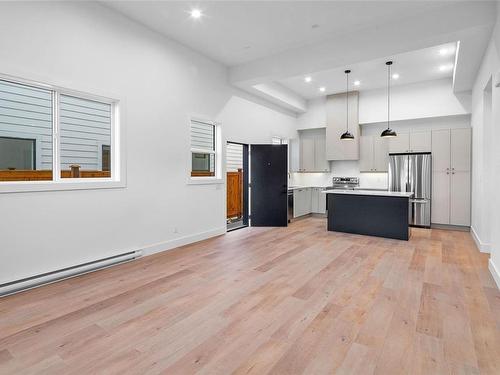 1426 Sandstone Lane, Langford, BC - Indoor Photo Showing Kitchen