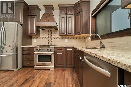 643 Atton Crescent, Saskatoon, SK - Indoor Photo Showing Kitchen With Upgraded Kitchen