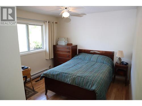8205 Simpson Road, Summerland, BC - Indoor Photo Showing Bedroom