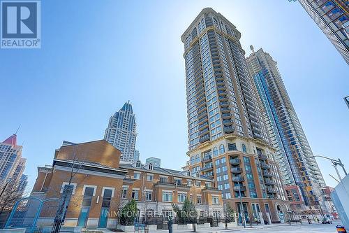 1106 - 385 Prince Of Wales Drive, Mississauga, ON - Outdoor With Facade