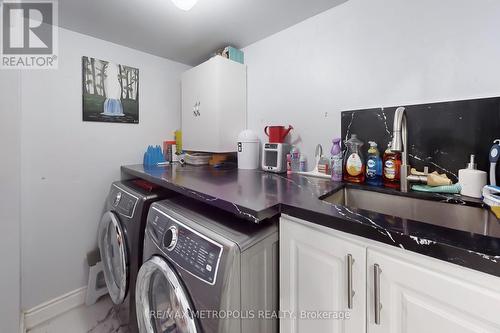 9 Stoneledge Circle, Brampton, ON - Indoor Photo Showing Laundry Room
