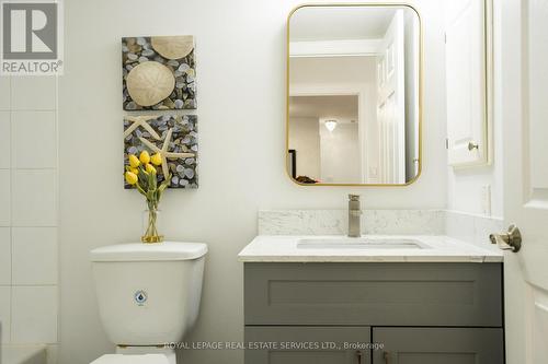 2831 - 3888 Duke Of York Boulevard, Mississauga, ON - Indoor Photo Showing Bathroom