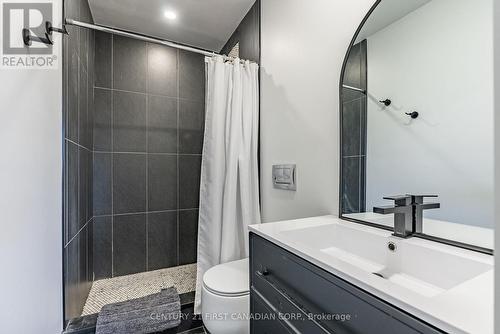 167 Mcleod St, North Middlesex, ON - Indoor Photo Showing Bathroom