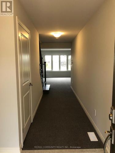 91 Monarch St, Welland, ON - Indoor Photo Showing Other Room
