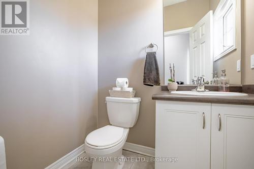 517D Scott St, St. Catharines, ON - Indoor Photo Showing Bathroom