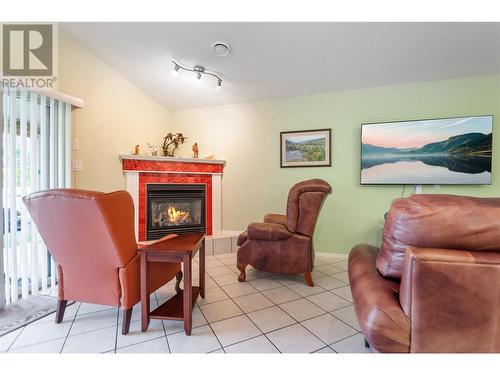 5226 Haynes Road, Oliver, BC - Indoor With Fireplace