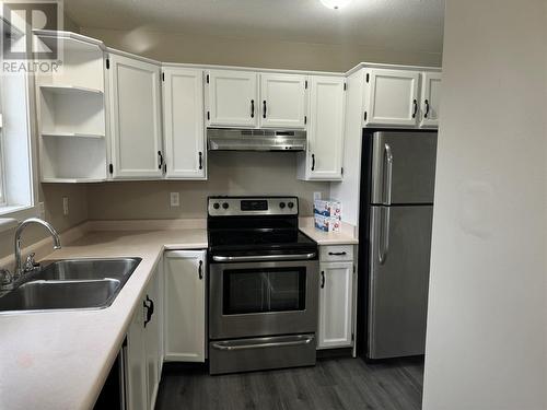 940 Oakville Street Unit# 118, Penticton, BC - Indoor Photo Showing Kitchen