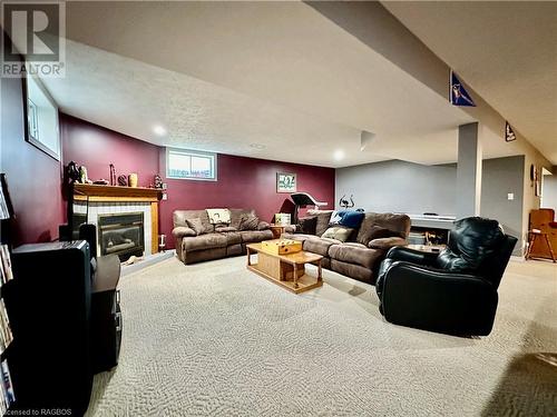 21 2Nd Street Crescent, Hanover, ON - Indoor With Fireplace