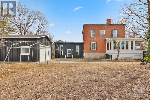 159 Country Street, Almonte, ON - Outdoor