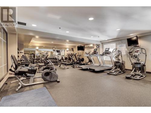 1075 Sunset Drive Unit# 602, Kelowna, BC - Indoor Photo Showing Gym Room