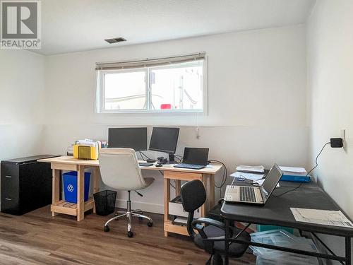 8 Willow Crescent, Osoyoos, BC - Indoor Photo Showing Office