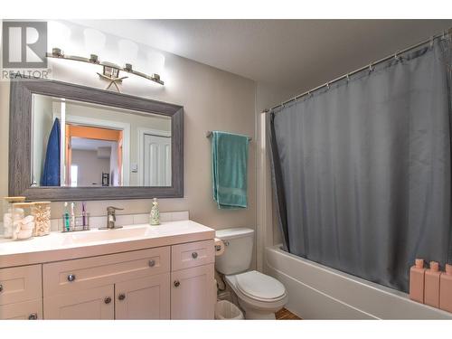 105 Gunter-Ellison Road, Enderby, BC - Indoor Photo Showing Bathroom