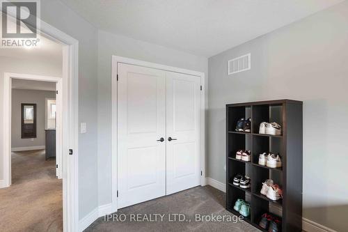 32 Tindall Cres, East Luther Grand Valley, ON - Indoor