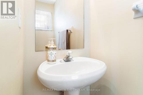 387 Van Kirk Drive, Brampton, ON - Indoor Photo Showing Bathroom
