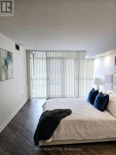 306 - 5 Rowntree Road S, Toronto, ON - Indoor Photo Showing Bedroom