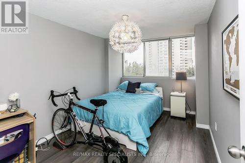 602 - 3590 Kaneff Crescent, Mississauga, ON - Indoor Photo Showing Bedroom
