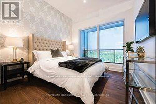 N653 - 7 Golden Lion Heights, Toronto, ON - Indoor Photo Showing Bedroom