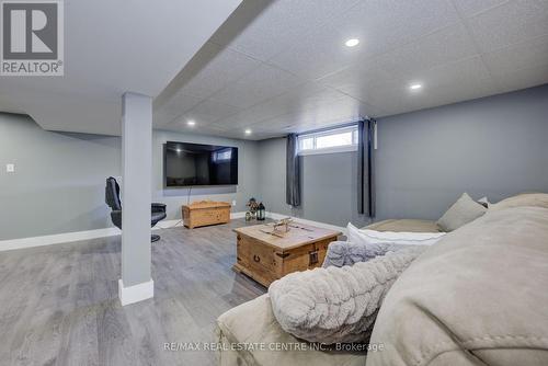 51 Rossford Cres E, Kitchener, ON - Indoor Photo Showing Other Room