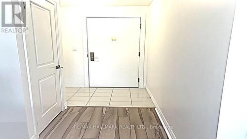 209 - 275 Yorkland Road, Toronto, ON - Indoor Photo Showing Other Room