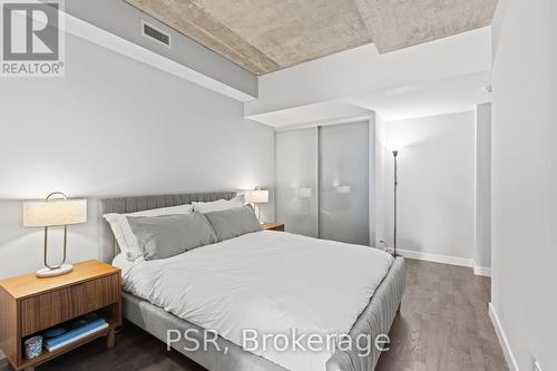 909 - 75 Portland Street, Toronto, ON - Indoor Photo Showing Bedroom